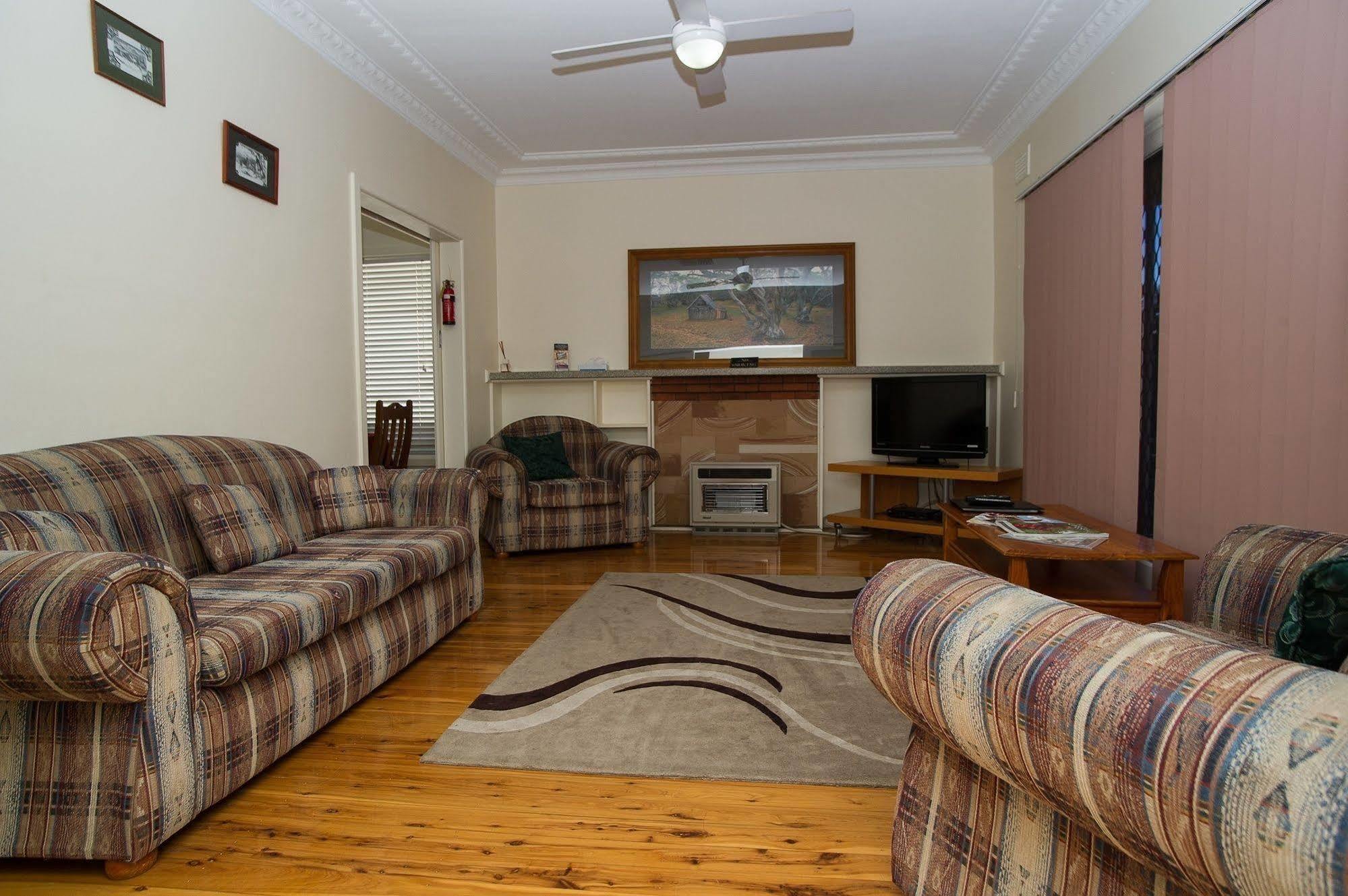 Manera Heights Apartments Dubbo Exterior photo